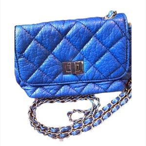 Steve Madden crossbody blue purse